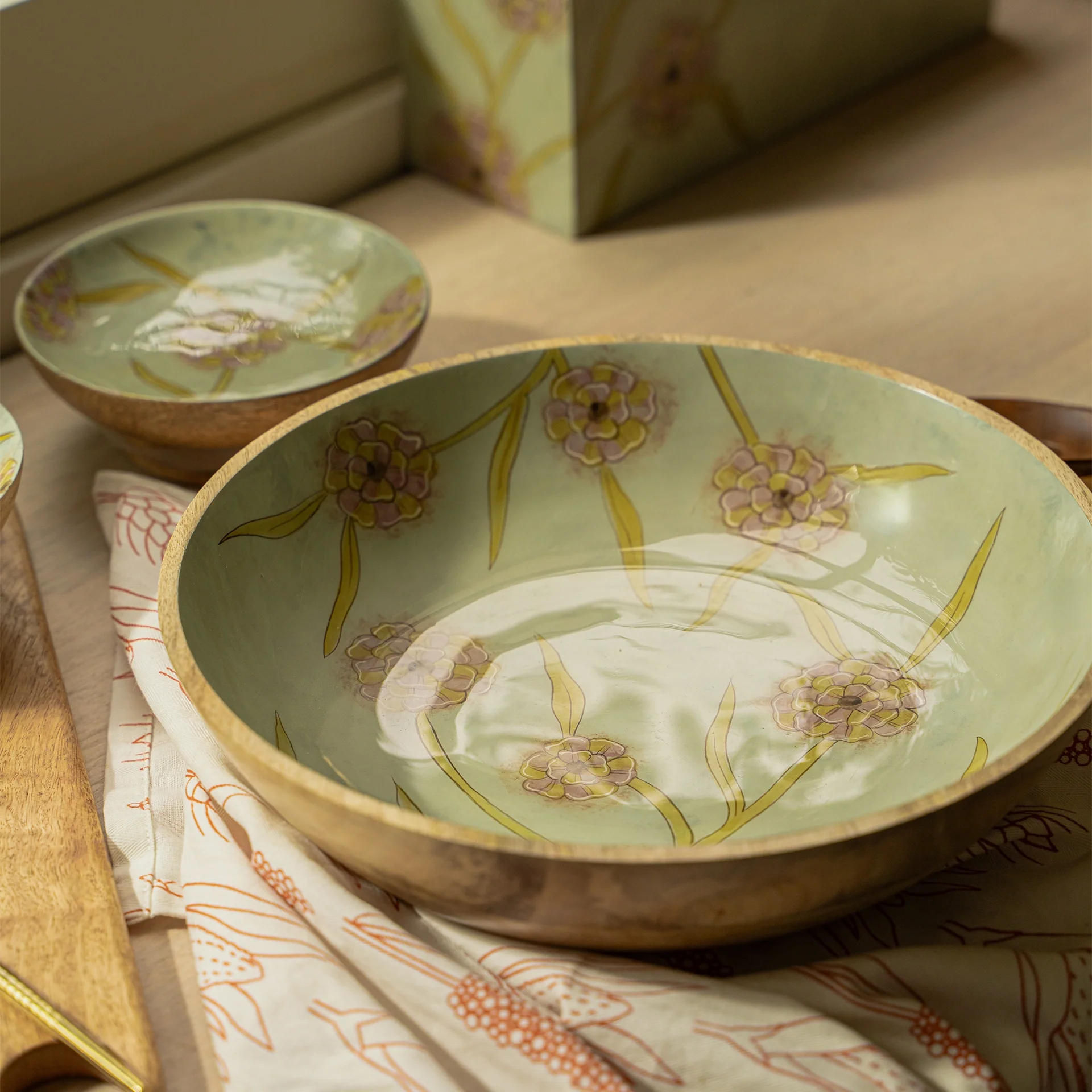 Forever Blooms  Serving Bowl - Large - Image 5